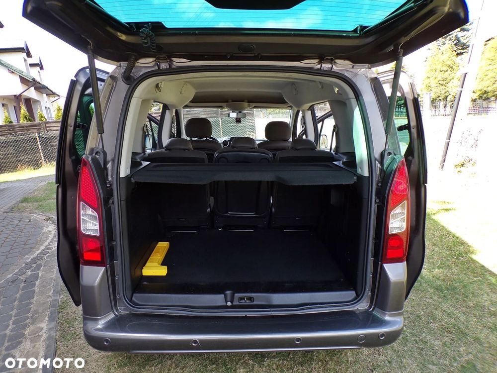 Citroën Berlingo Multispace PureTech 110 SHINE - 28