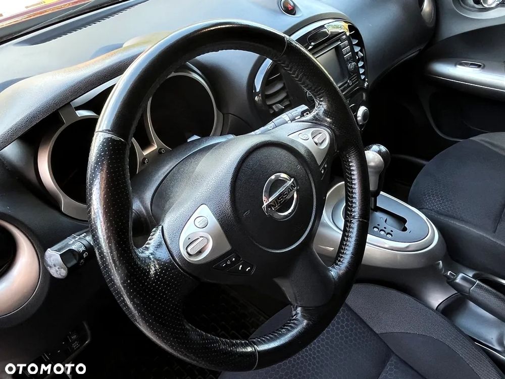 Nissan Juke 1.6 T Tekna 4x4 - 23