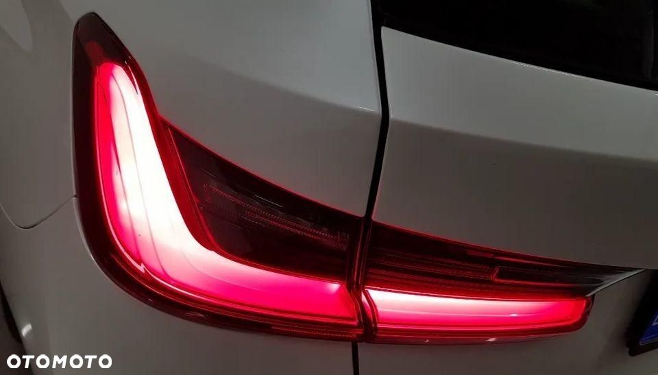 BMW Seria 3 320d Luxury Line - 18