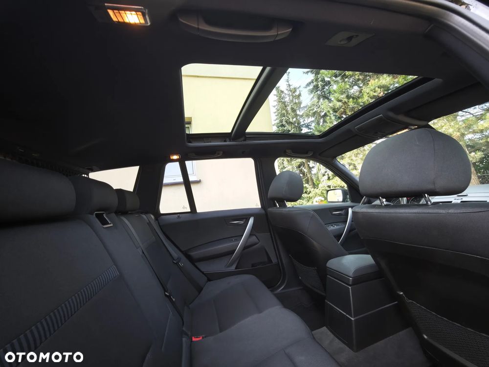 BMW X3 2.0i - 24