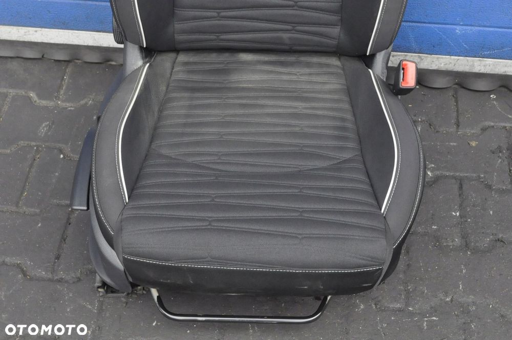 KIA PRO CEED III PRZEKŁADKA WNĘTRZA FOTELE KANAPA UK KOMBI GT-LINE - 8