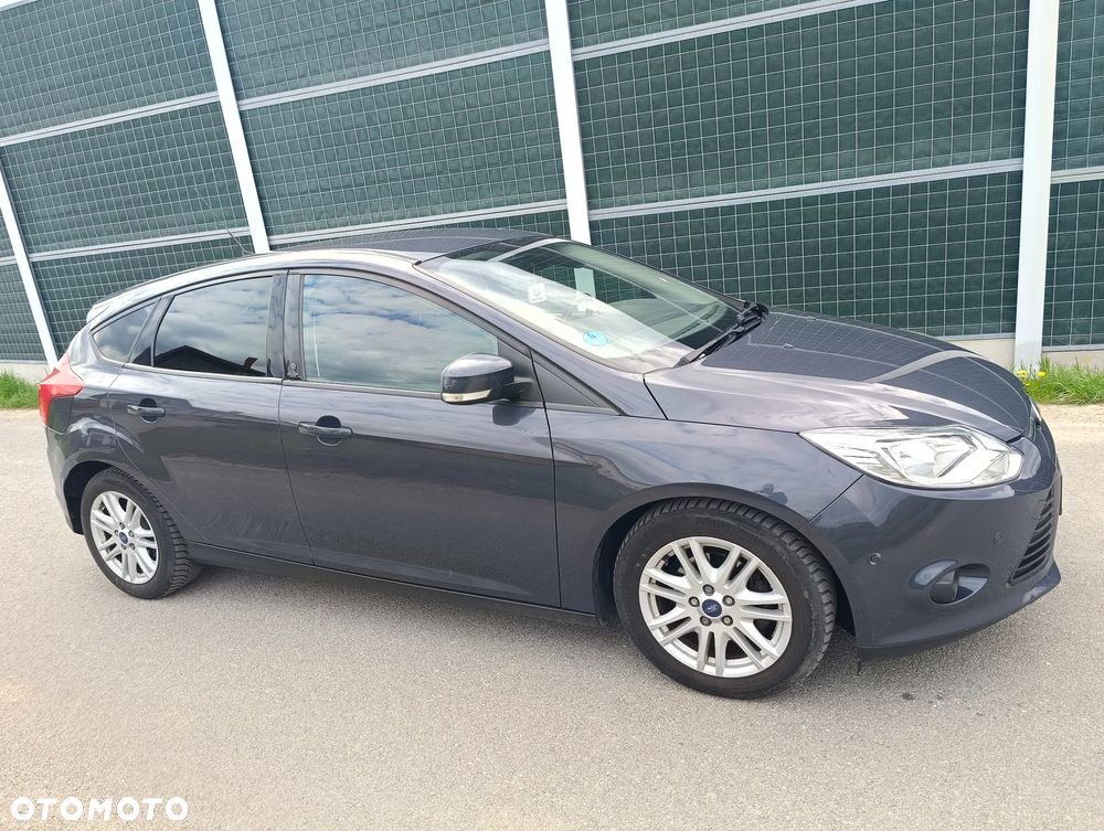 Ford Focus 1.6 TDCi DPF Champions Edition - 10