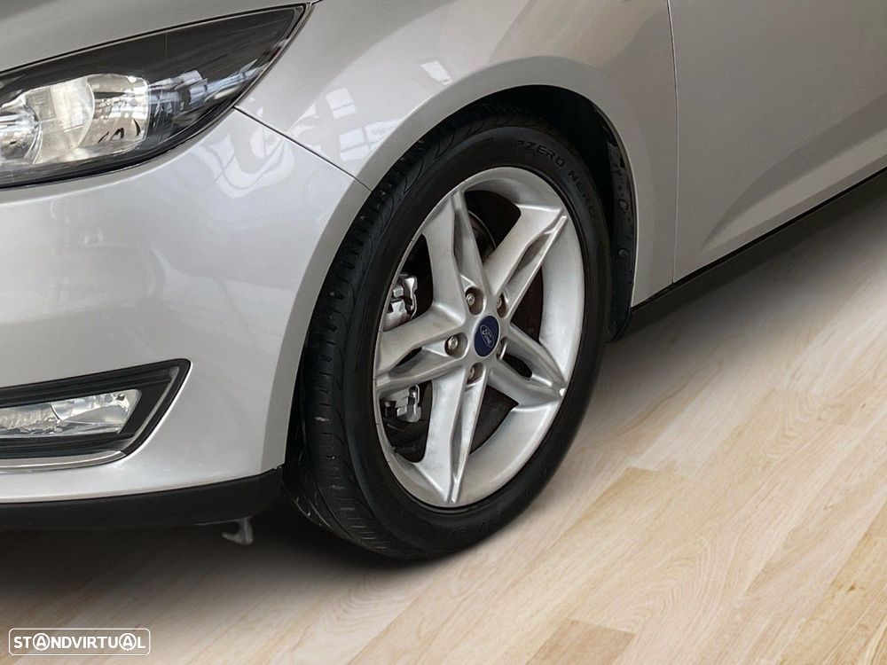 Ford Focus 1.5 TDCi DPF S&S Titanium - 7