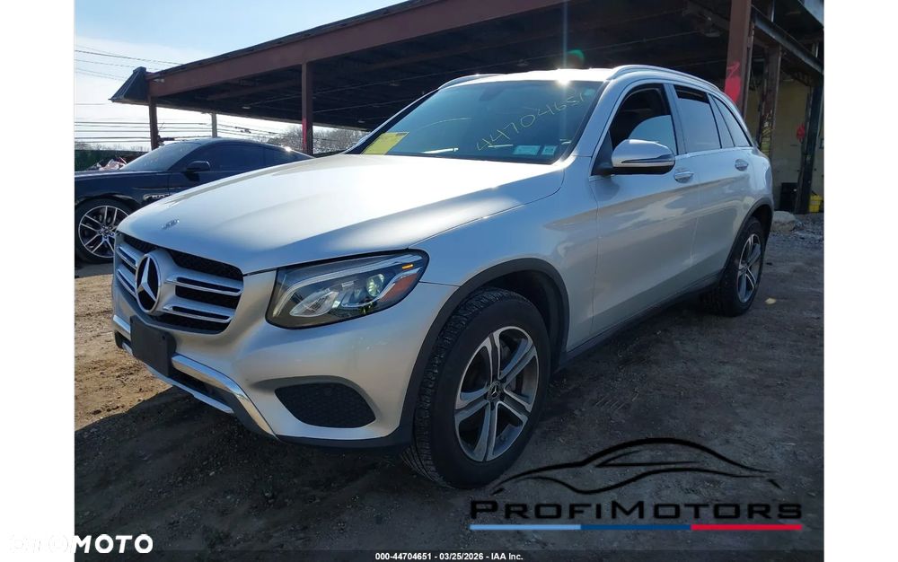 Mercedes-Benz GLC - 1