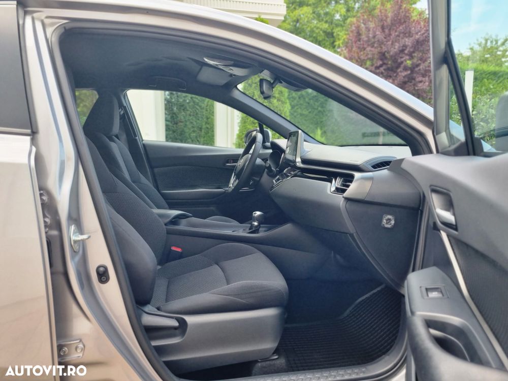 Toyota C-HR 1.8 HSD 122 CP 4x2 CVT C-ult Style - 17