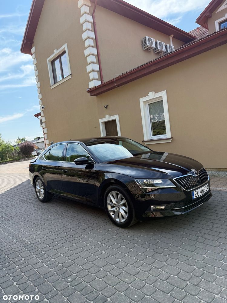 Skoda Superb 1.5 TSI ACT Ambition - 8