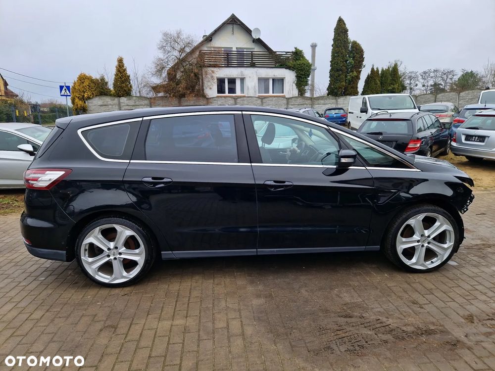 Ford S-Max 2.0 TDCi 4WD Titanium PowerShift - 11