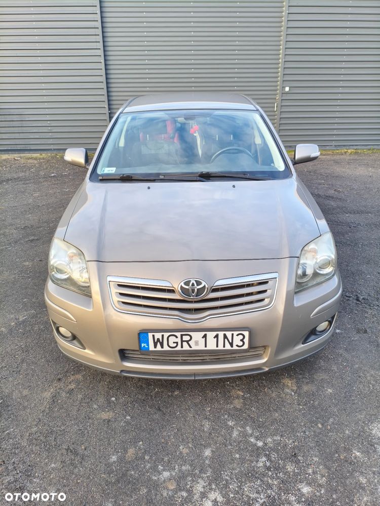 Toyota Avensis 1.8 VVT-i Luna - 5