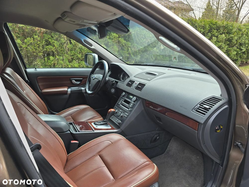 Volvo XC 90 D5 AWD Executive - 12