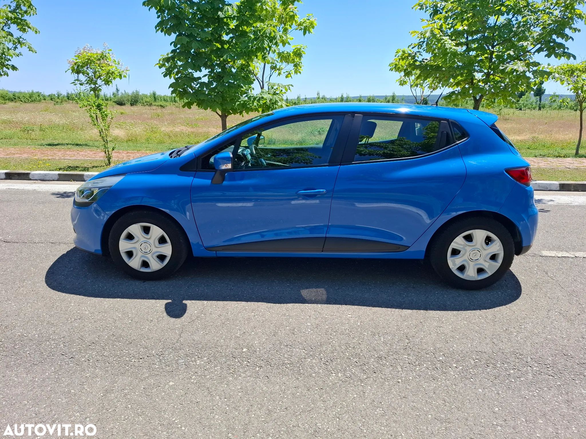 Renault Clio - 1