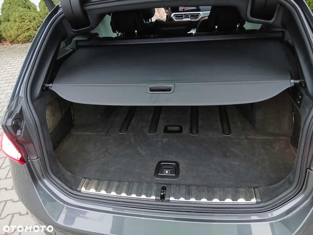 BMW Seria 3 - 13