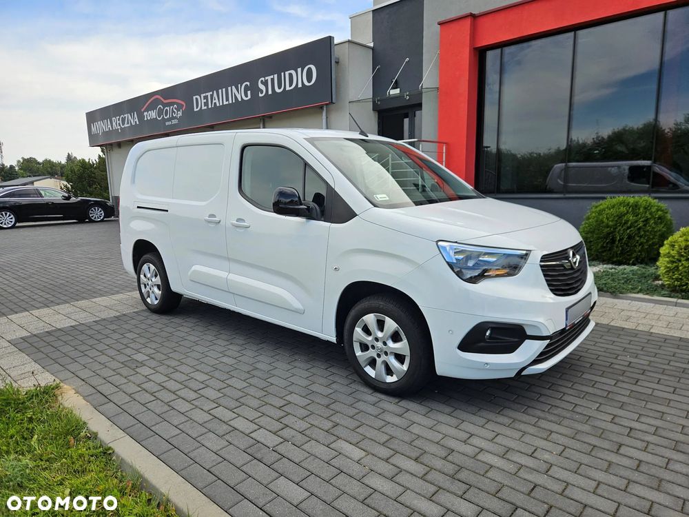 Opel Combo LONG 1.5 TURBO D - 2