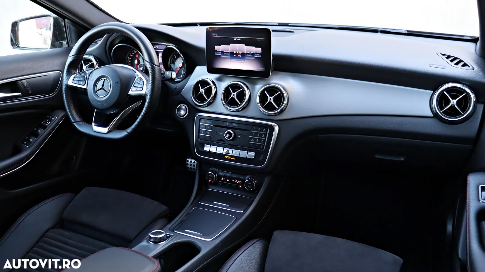 Mercedes-Benz GLA 200 (CDI) d 7G-DCT AMG Line - 23