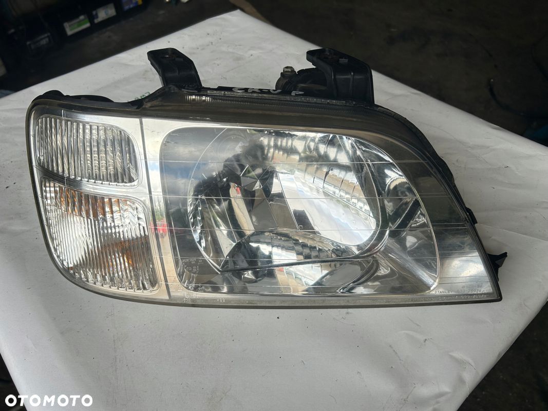 HONDA CR-V I LAMPA PRZEDNIA PRAWA - 1