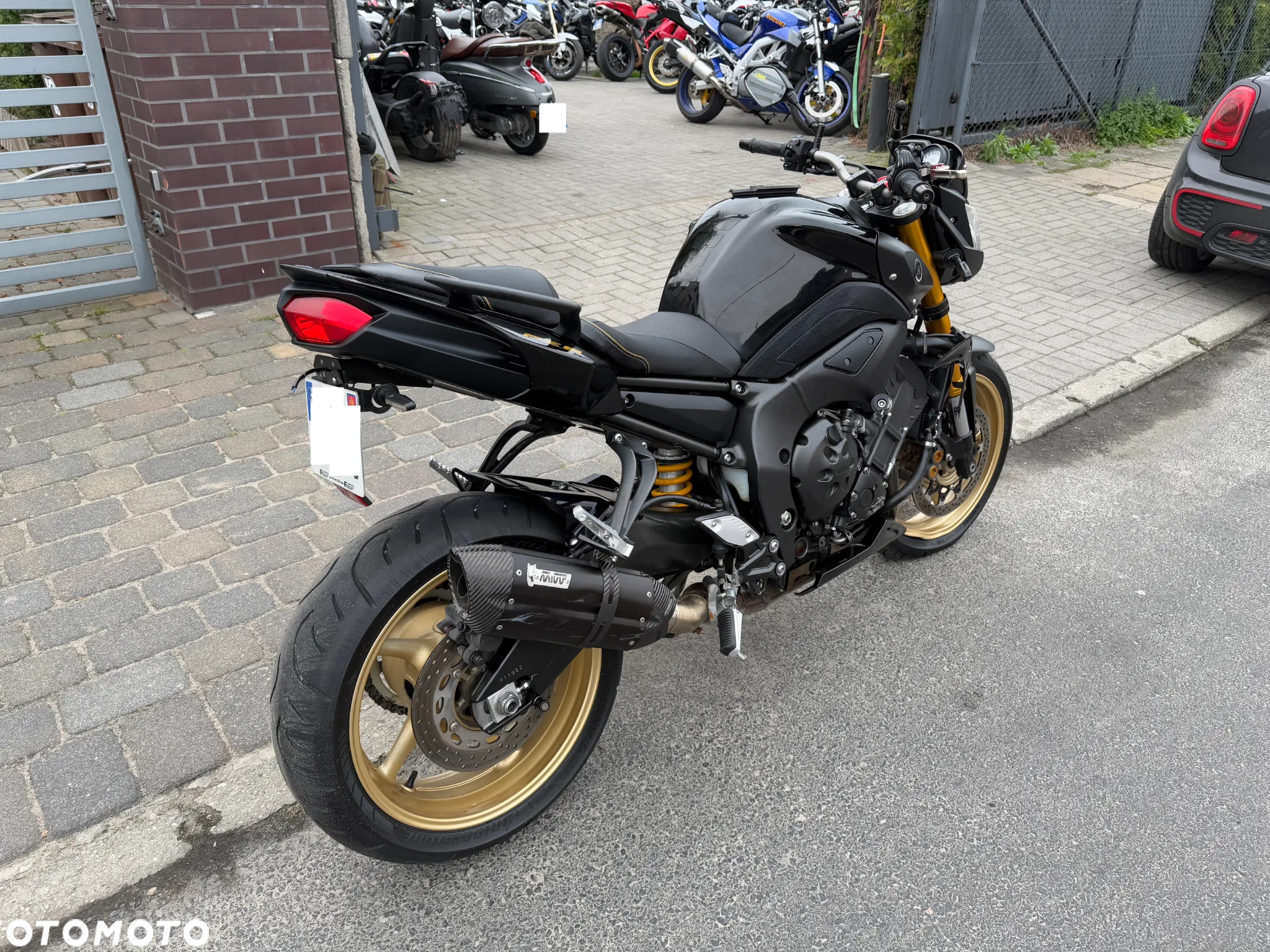 Yamaha FZ8 - 6