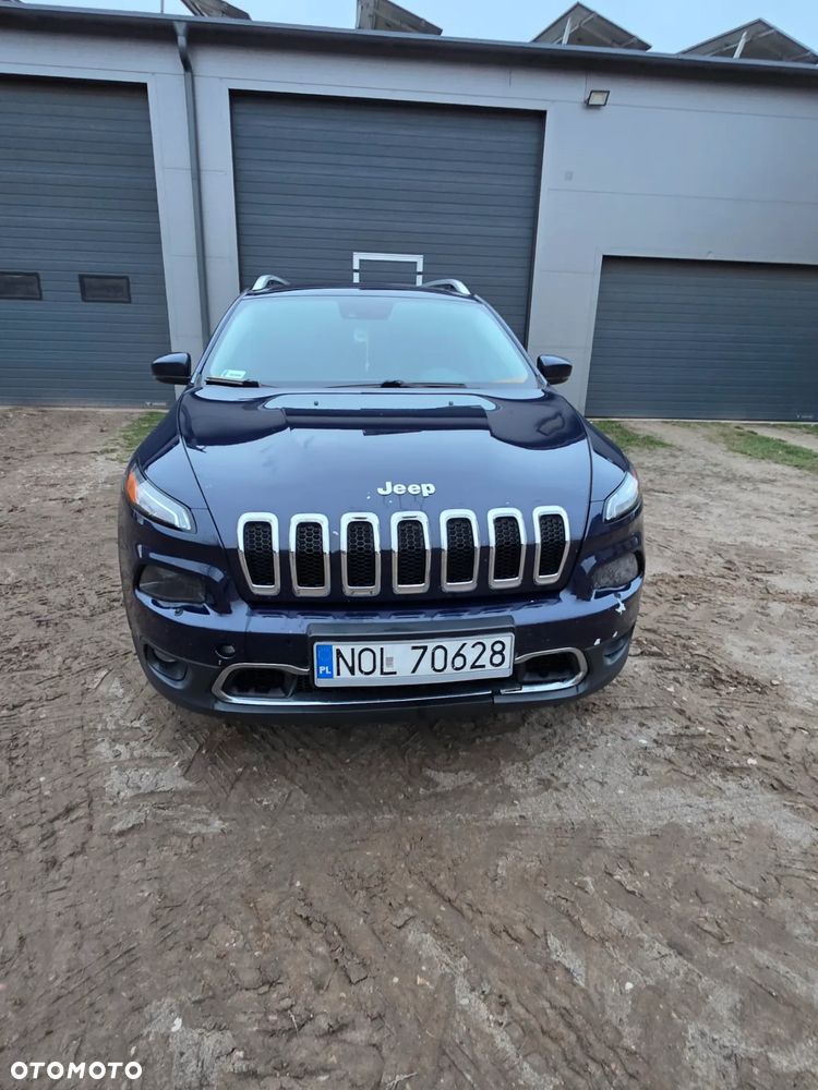 Jeep Cherokee - 1
