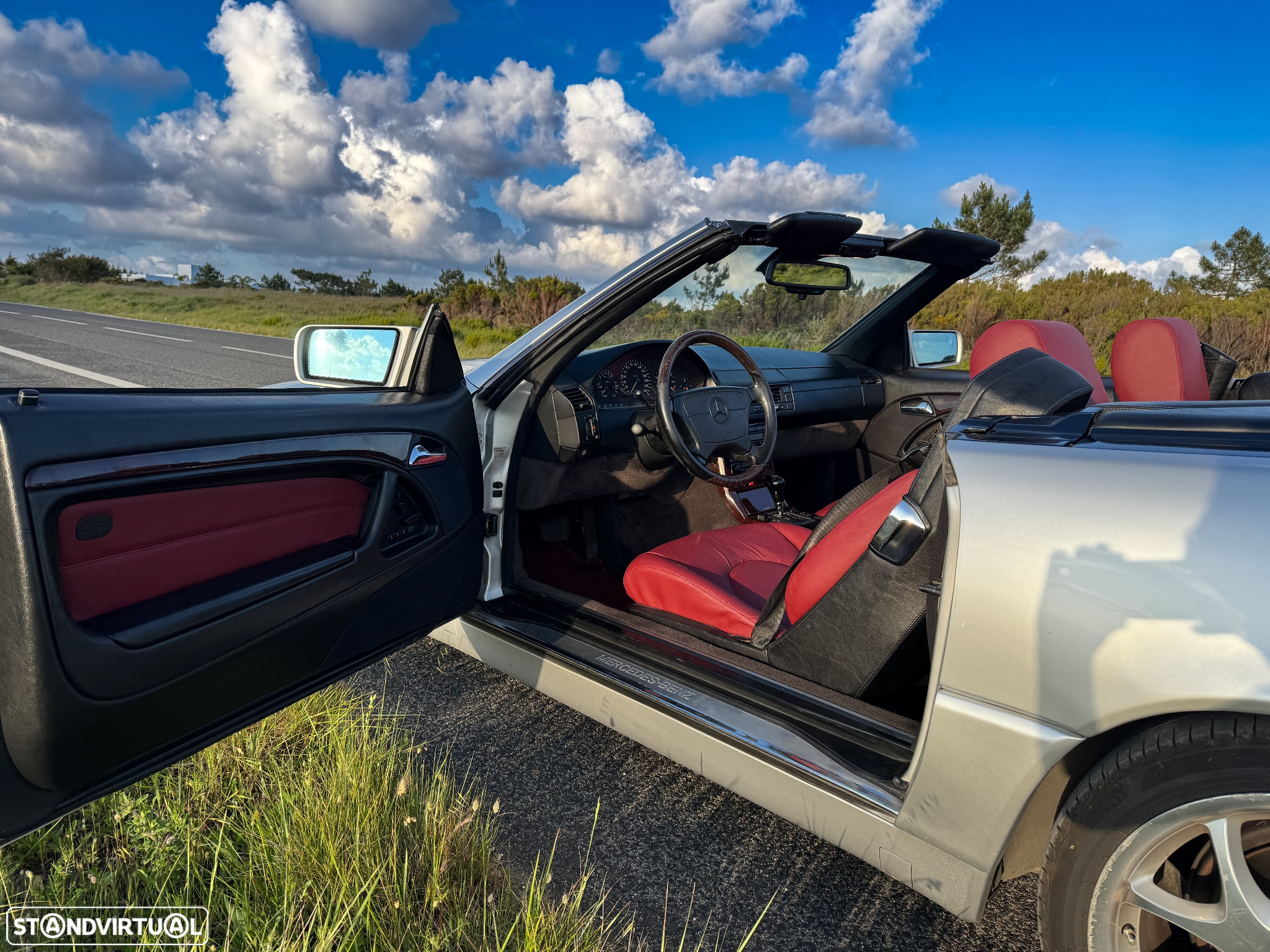 Mercedes-Benz SL 320 Standard - 18
