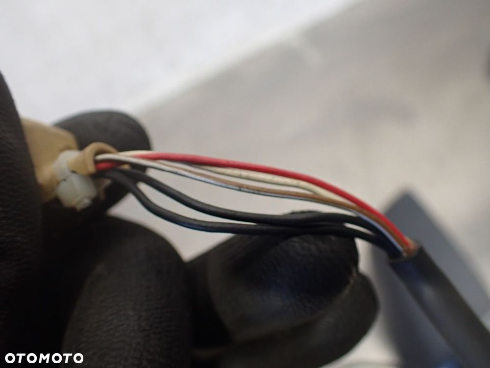 LUSTERKO PRAWE ELEKTRYCZNE AUDI A4 B6 1.9 - 7