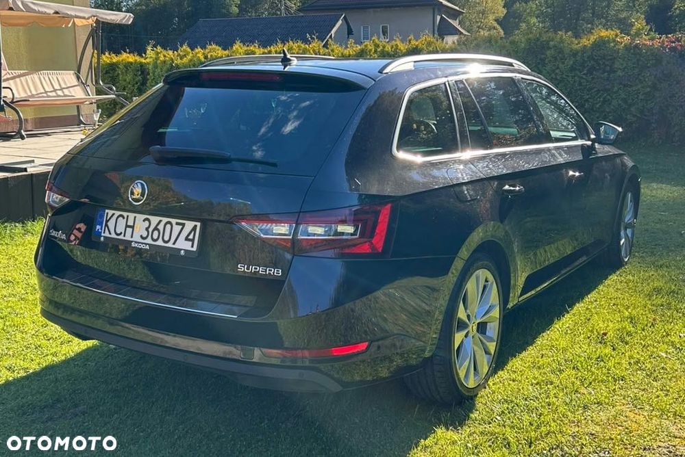 Skoda Superb 2017 photo 4