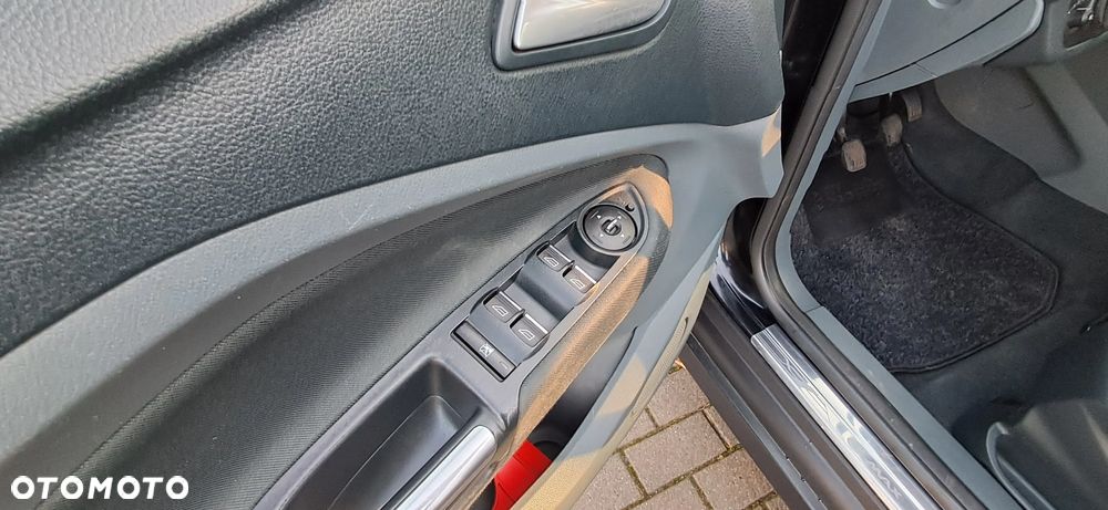 Ford C-MAX 1.6 TDCi Edition - 9