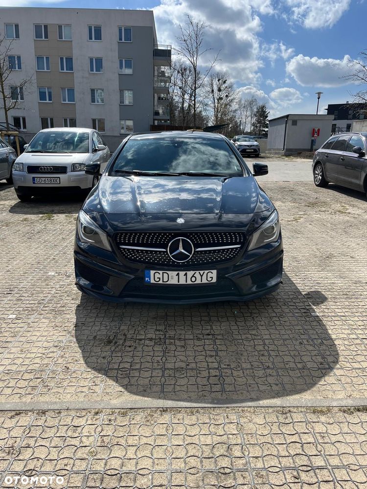 Mercedes-Benz CLA 200 7G-DCT AMG Line - 3