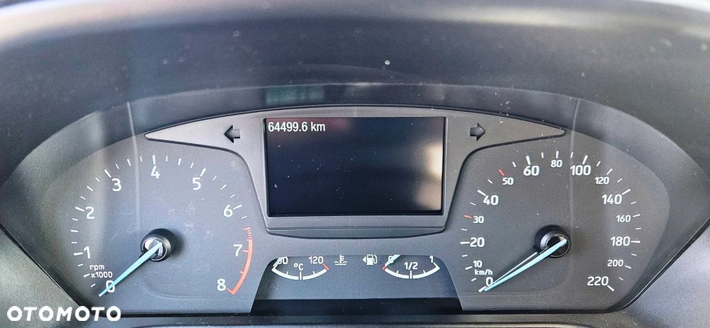 Ford Fiesta 1.1 S&S ST-LINE - 23
