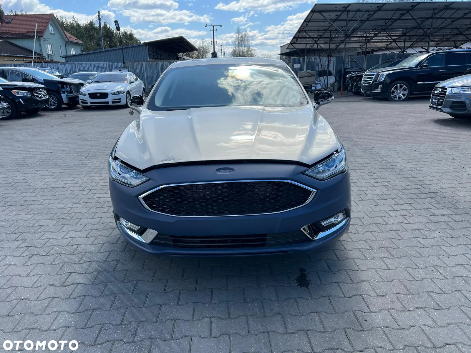 Ford Fusion - 2