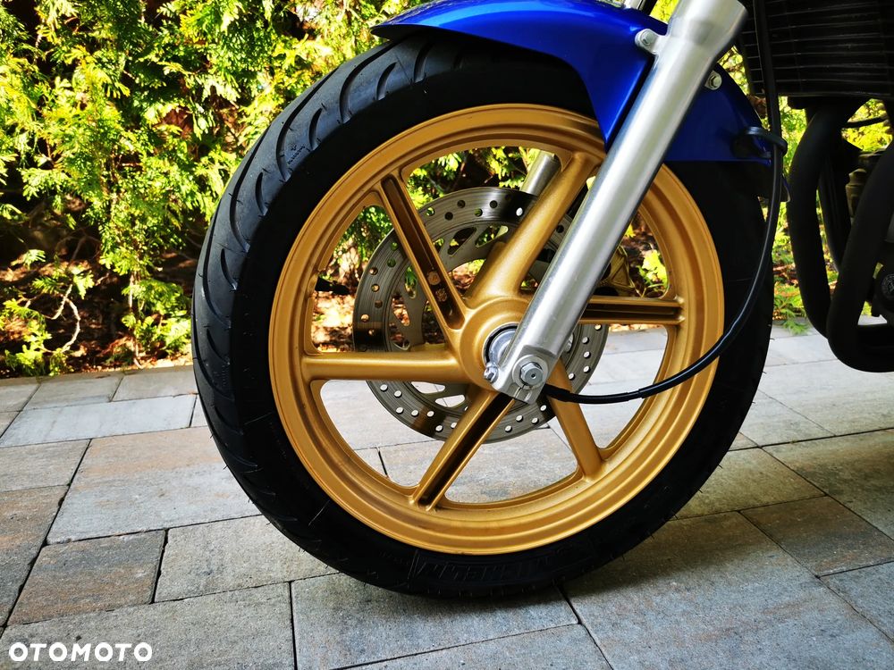 Honda CB - 7