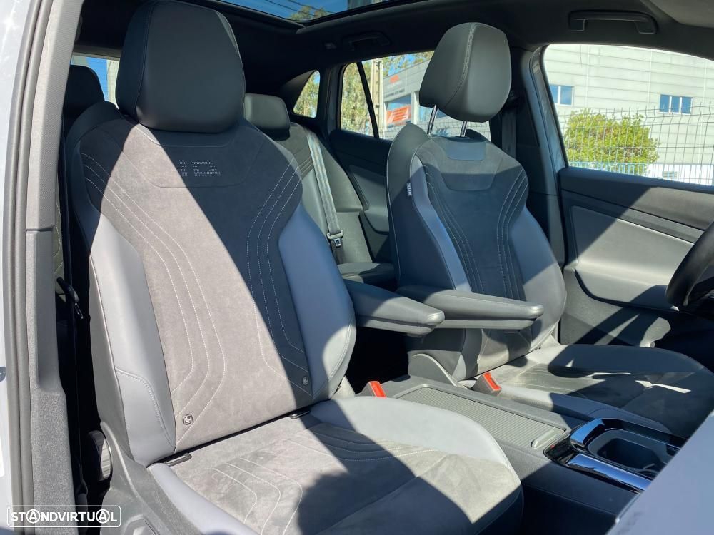 VW ID.4 77 kWh Pro Performance 1st - 8