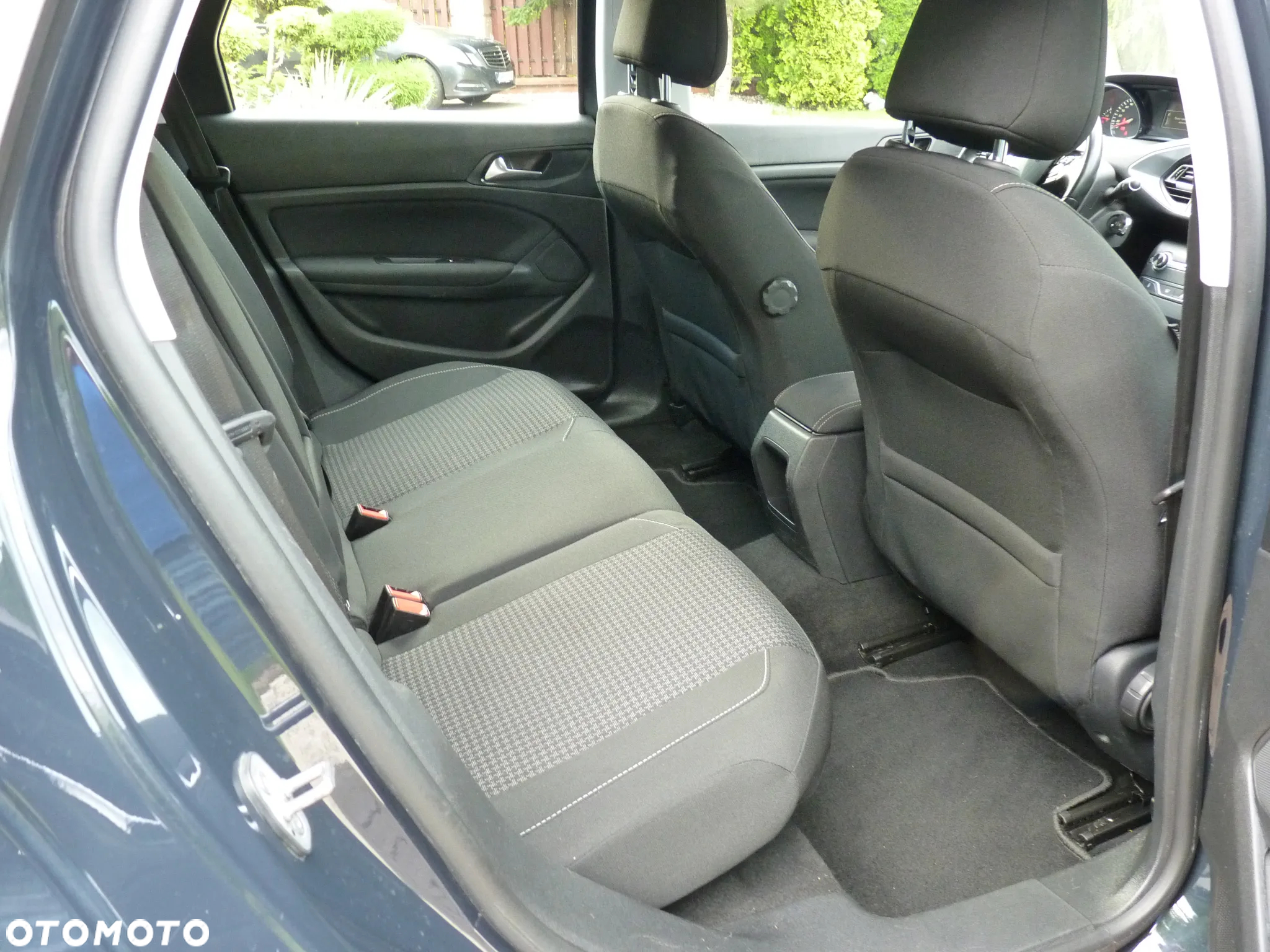 Peugeot 308 - 8