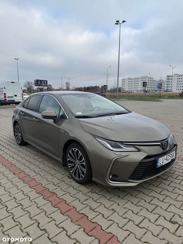 Toyota Corolla - 1