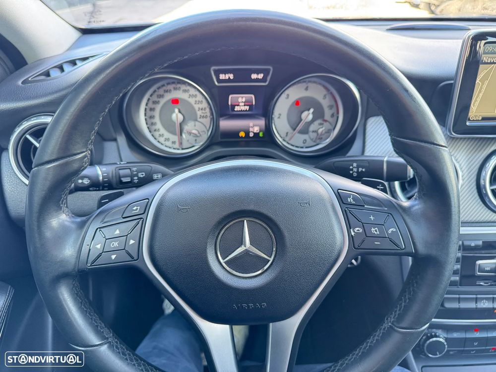 Mercedes-Benz GLA 220 ver-cdi-style-aut- - 26