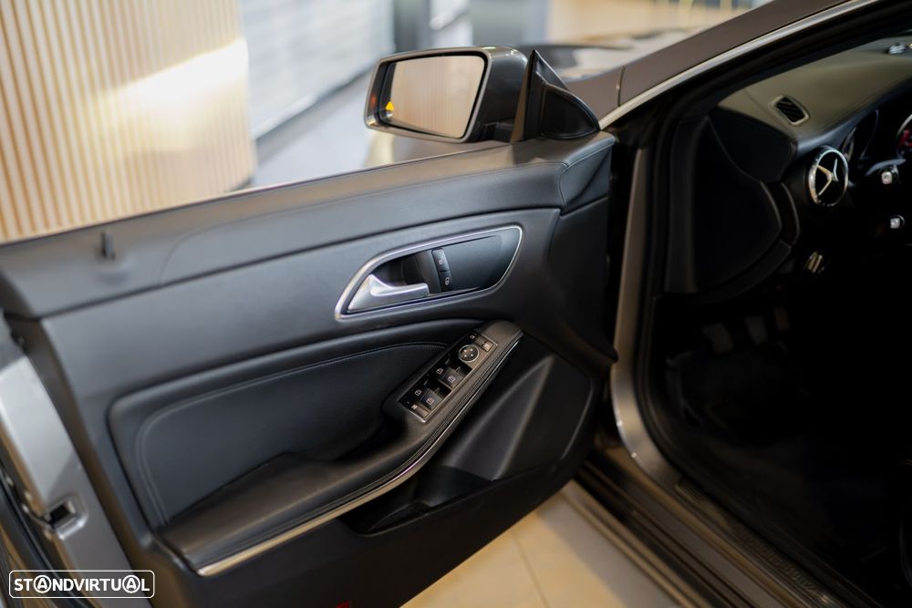Mercedes-Benz CLA 200 d Shooting Brake Urban - 36