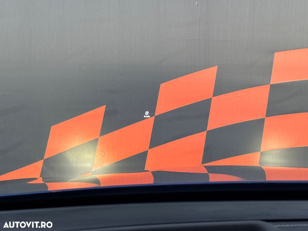 Mercedes-Benz GLC 250 d 4Matic 9G-TRONIC AMG Line - 18