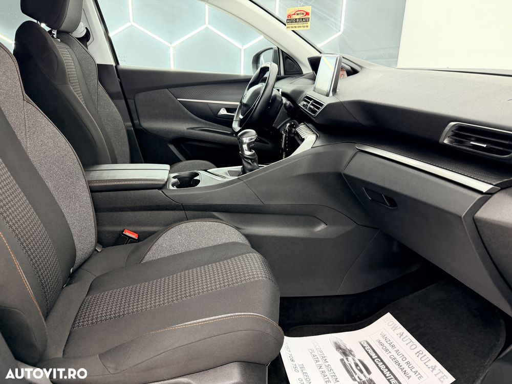 Peugeot 3008 PureTech 130 Stop & Start GPF Allure - 14