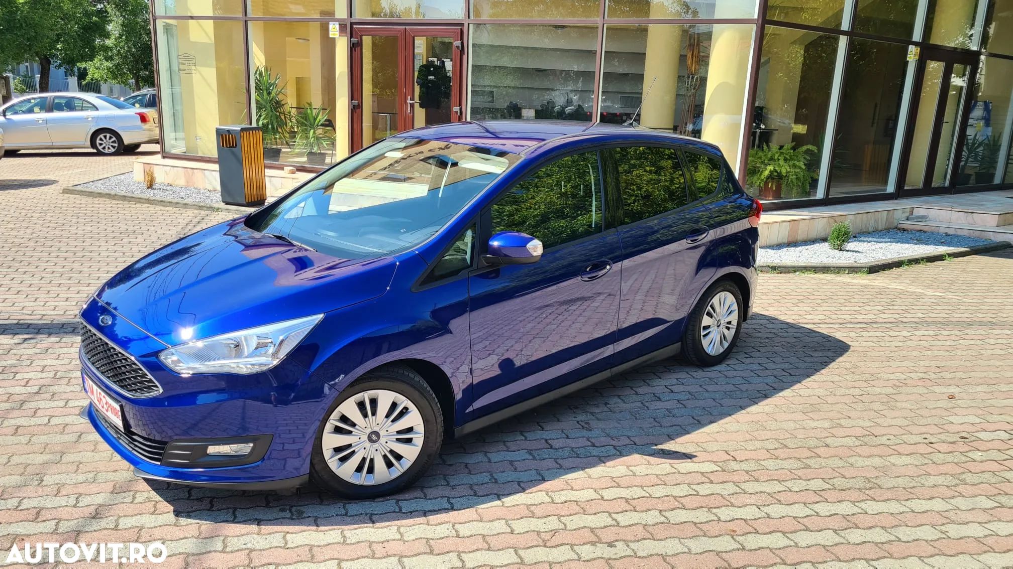 Ford C-Max 1.0 Ecoboost Start Stop Titanium - 1