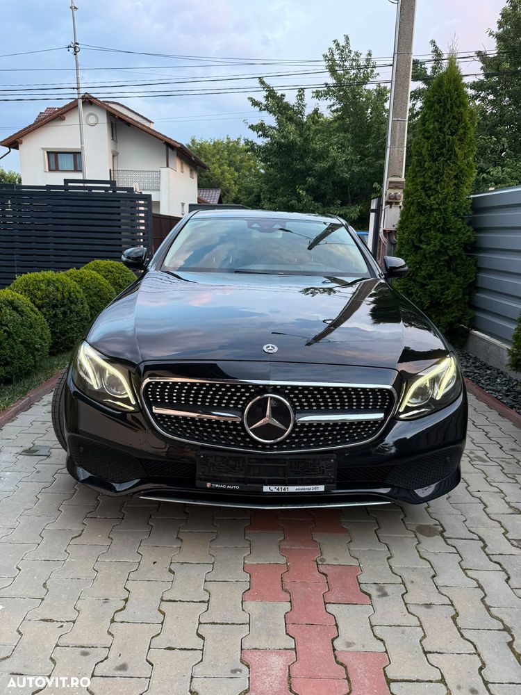 Mercedes-Benz E 220 d 4MATIC Aut. - 1