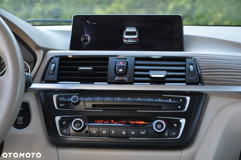 BMW Seria 3 - 32