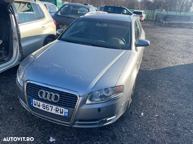 Dezmembrez Audi A4 B7 2.0 Automat Xenon - 9