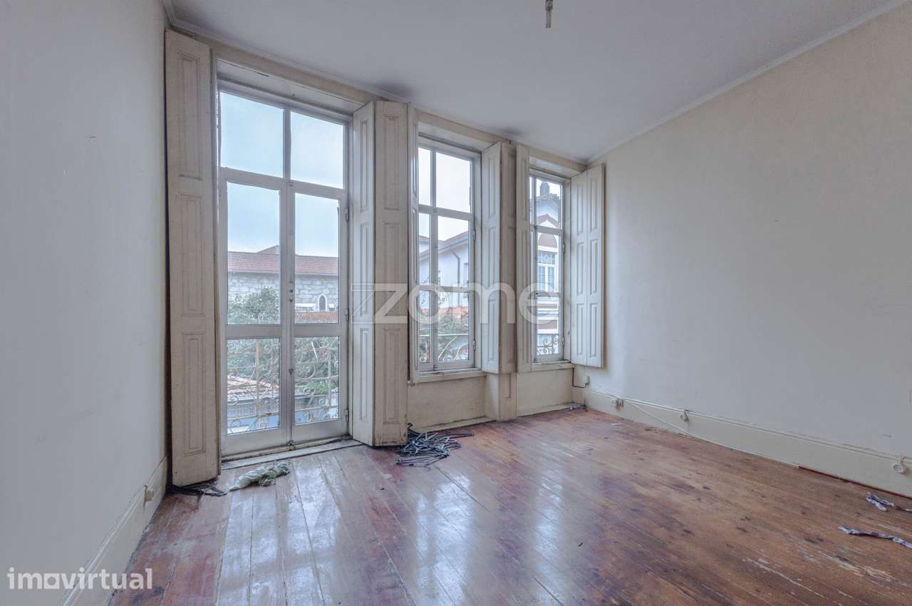 Moradia T4 com Projeto Aprovado | Porto – Paranhos - Grande imagem: 3/30