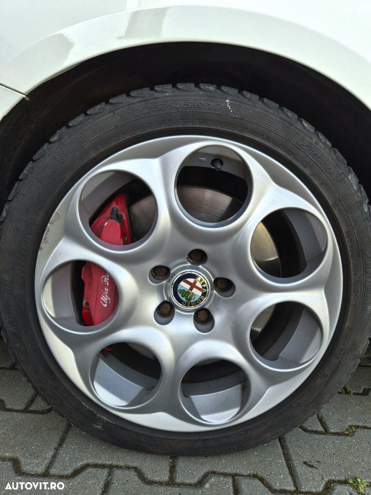 Alfa Romeo Giulietta 1.8 T Quadrifoglio Verde - 14