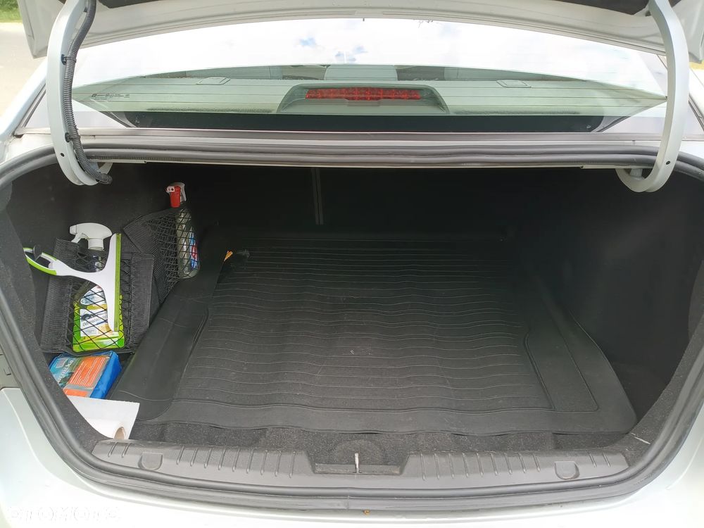 Chevrolet Cruze 1.8 LS - 14