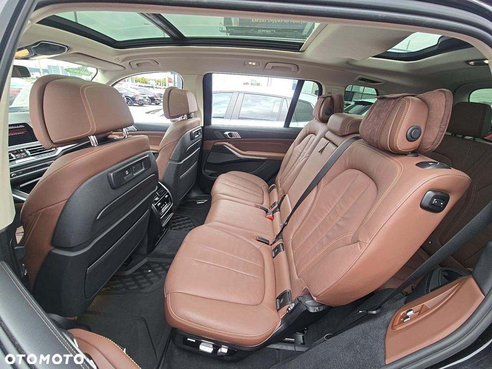 BMW X7 xDrive40i - 8