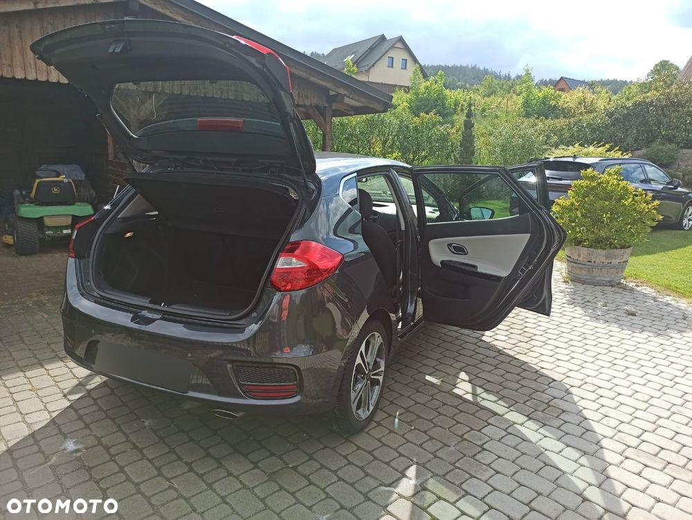 Kia Ceed Cee'd 1.6 GDI L Business Line DCT - 3