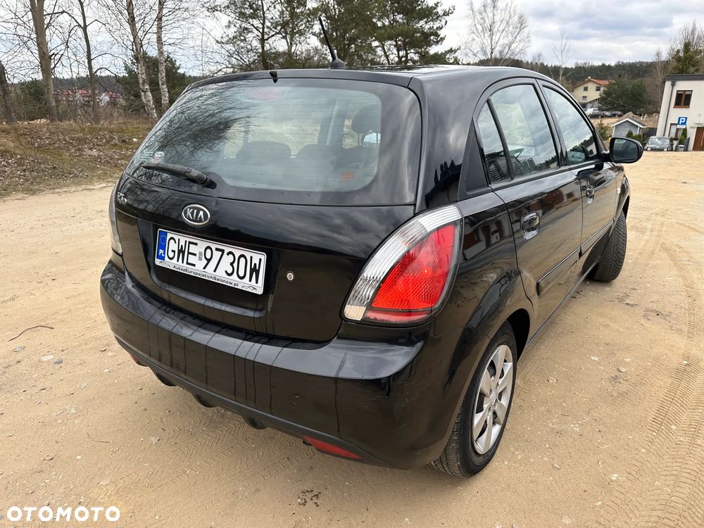 Kia Rio 1.4 Spirit - 14