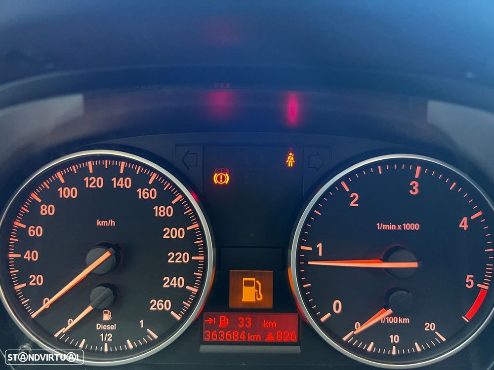 BMW 318 d Navigation - 23