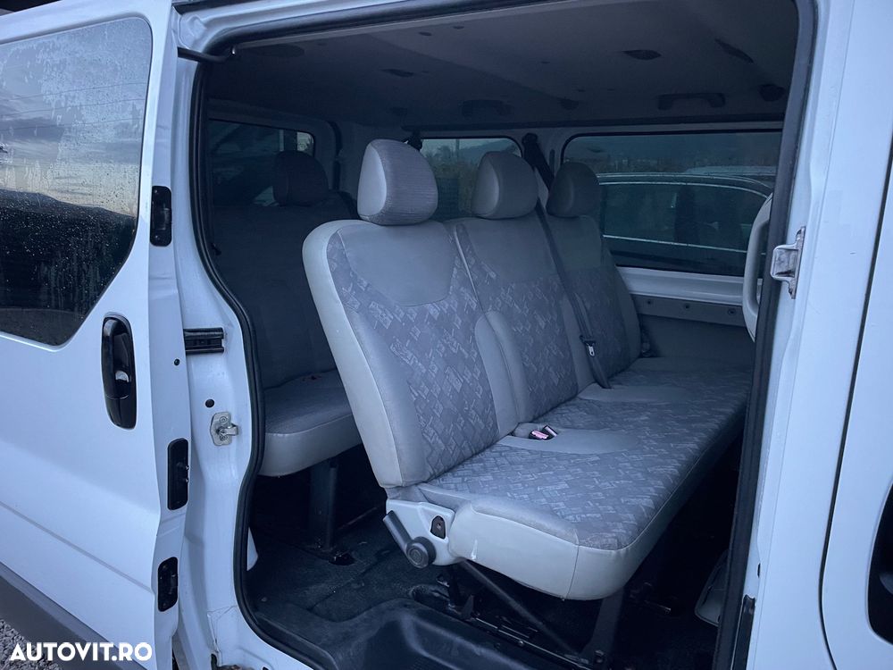 Renault Trafic 2.0 dCi 115 Passenger Expression - 6