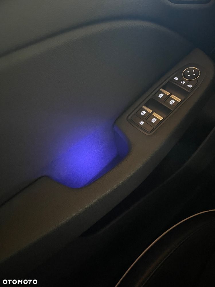 Renault Clio BLUE dCi 115 EDITION ONE - 32