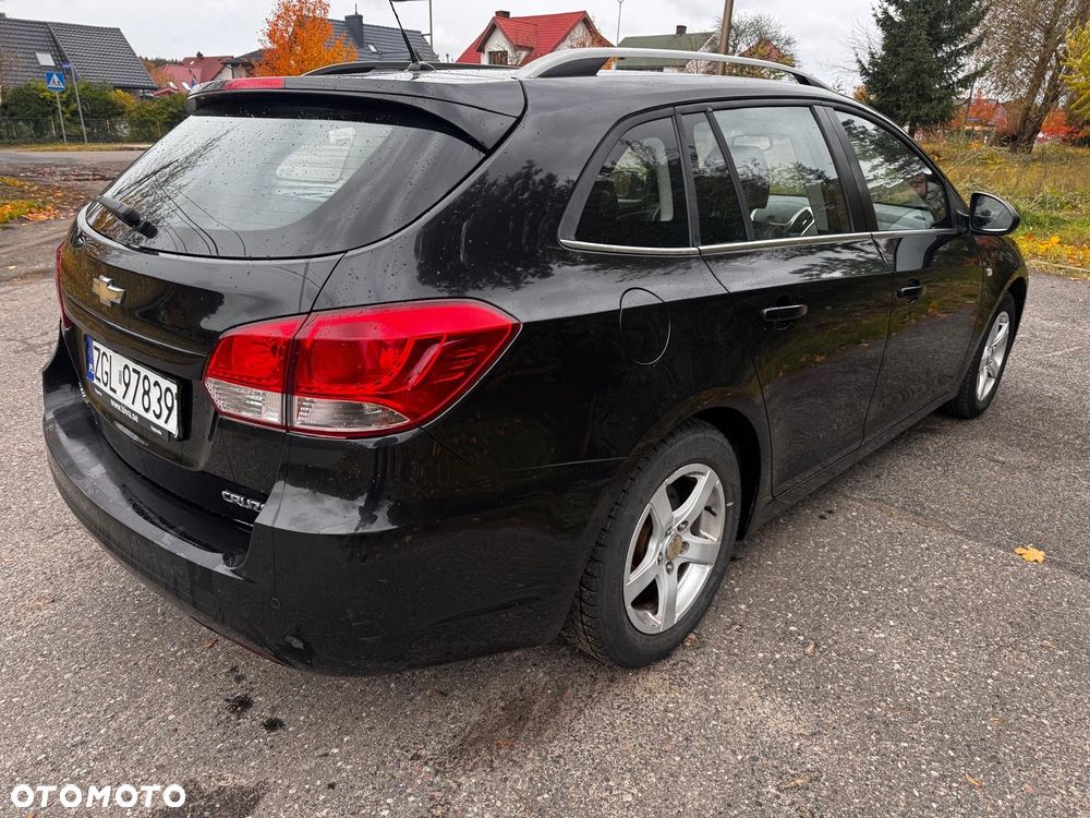 Chevrolet Cruze 1.7 LT - 8