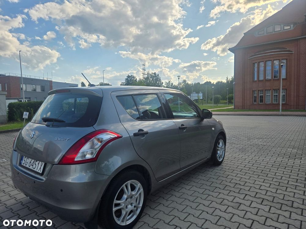 Suzuki Swift - 13